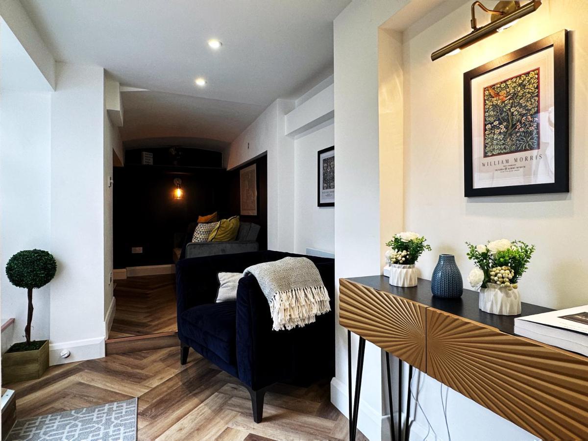 לונדון Liam Place Near Hyde Park - 1 Double Bed, 1 Sofa Bed, Spacious Apartment, Private Entrance מראה חיצוני תמונה