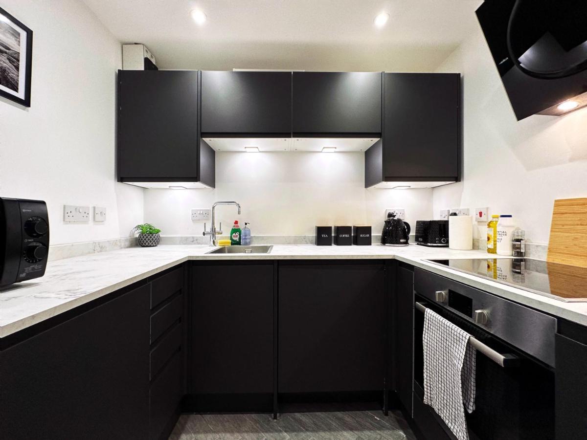 לונדון Liam Place Near Hyde Park - 1 Double Bed, 1 Sofa Bed, Spacious Apartment, Private Entrance מראה חיצוני תמונה